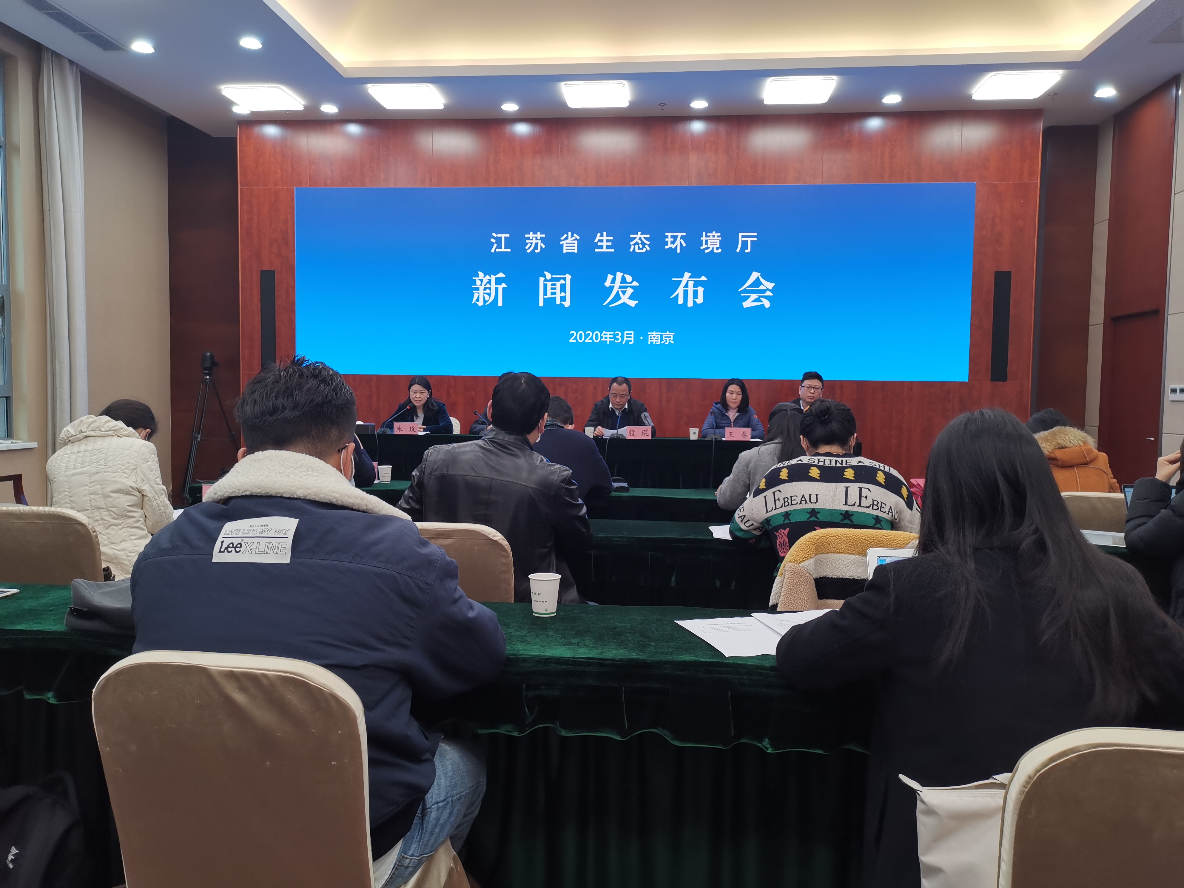 “江苏最新疫情通报” 江苏最新疫情通报今天？-第1张图片